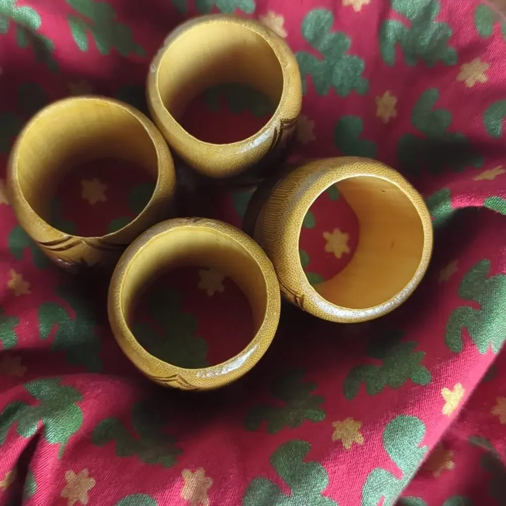 Kim Seybert Napkins Set of 6 Vintage Carved Napkin Rings Basket Liner Woodland